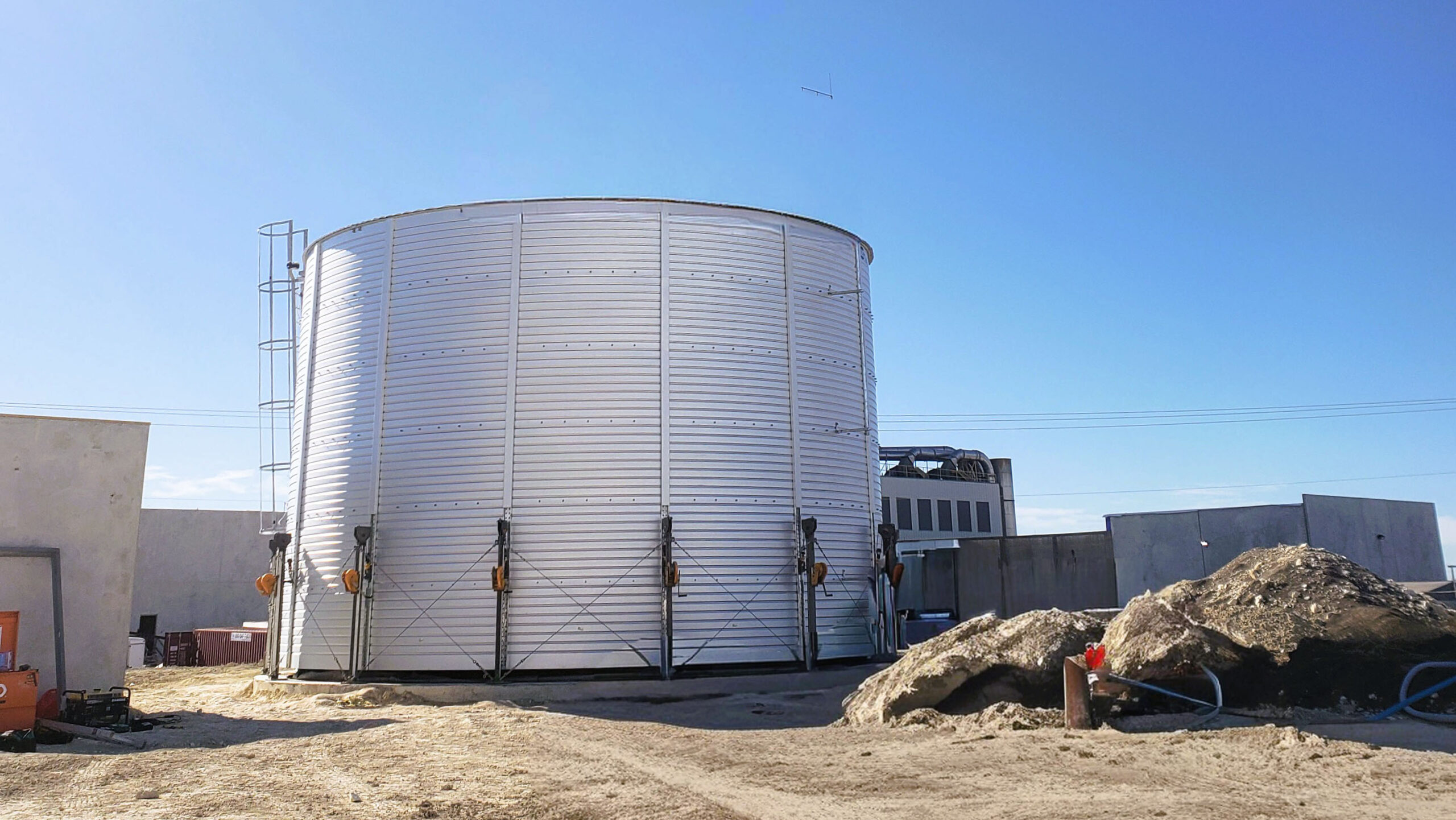 ST14R06 Protecting Manufacturing Facilities in Knoxville, TN with NFPA 22 Water Storage Tanks