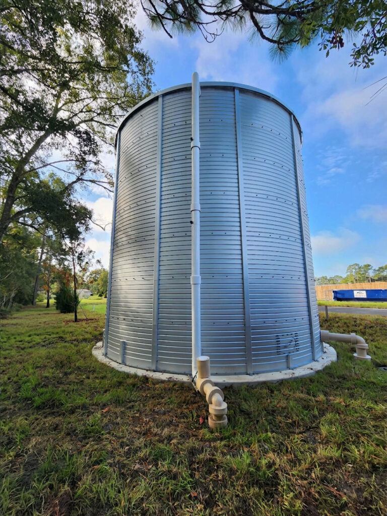 SBS Tanks 85,330-gallon CY11R07 cyclonic fire protection water tank installed at Buddy Boys in St. Augustine, Florida.
